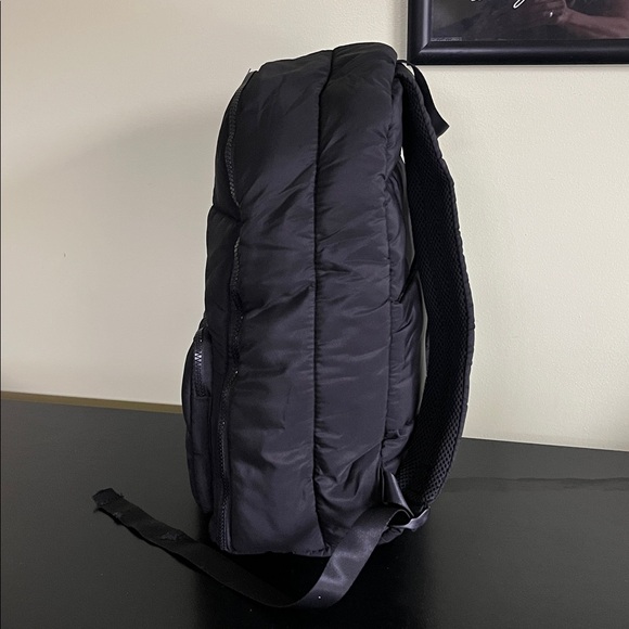 Wilo The Label Unisex Black Quilted Puffer Backpack main image 6